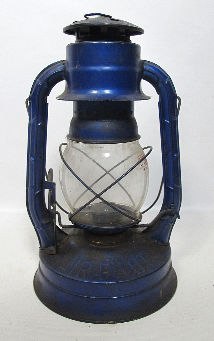 Vintage Dietz Air Pilot No. 8 RAILROAD Blue Kerosene Lantern Coleman
